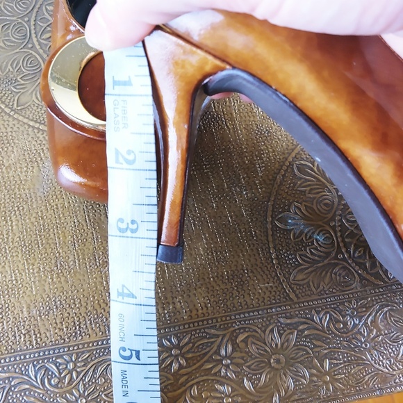 Stuart Weitzman Brown Patent Leather Heels - Picture 8 of 8